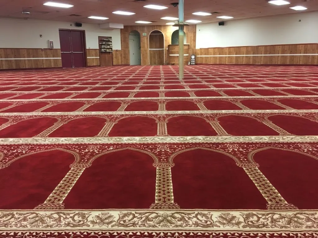 Red Pattrend Mosque Carpet